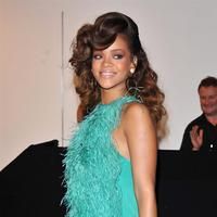 Rihanna promotes her new fragrance photos | Picture 61682